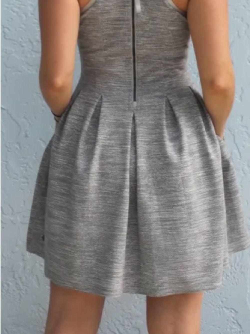 LULULEMON Here to There Pleated Dress Sleeveless Heather Gray Fit & Flare Size 6 - Picture 2 of 16